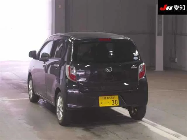 Daihatsu Mira e:S  с аукциона в Японии
