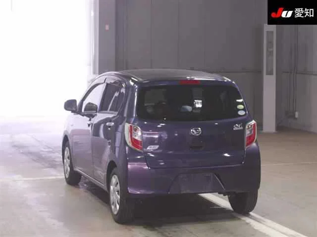 Daihatsu Mira e:S  с аукциона в Японии