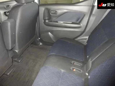 Mitsubishi eK X