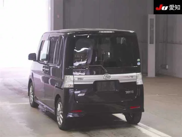 Daihatsu Tanto  с аукциона в Японии