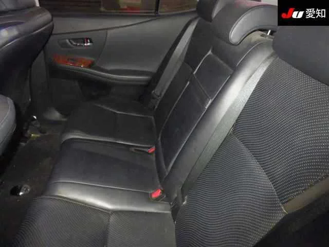 Lexus HS250h  с аукциона в Японии