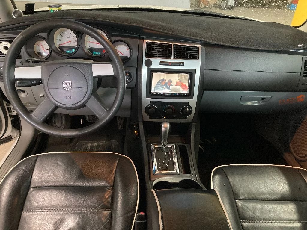 Chrysler DODGE CHARGER  с аукциона в Японии