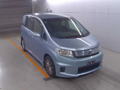 Honda Freed Spike