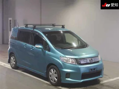 Honda Freed Spike