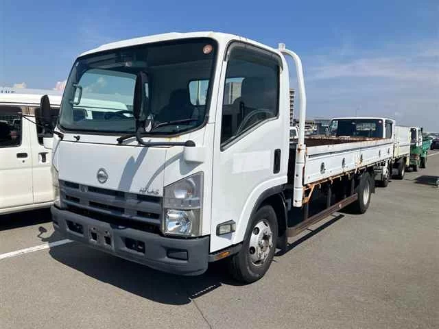 Nissan Atlas  с аукциона в Японии