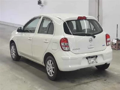 Nissan March