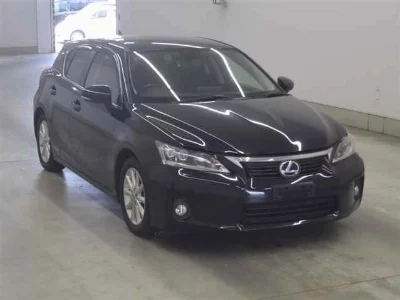 Lexus CT200h