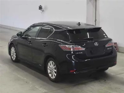 Lexus CT200h
