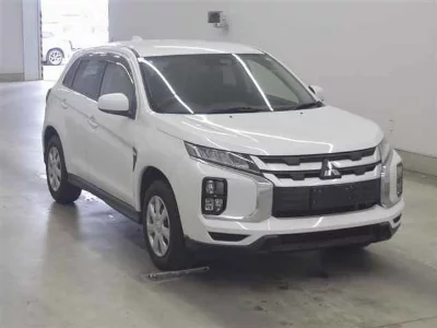 MITSUBISHI RVR