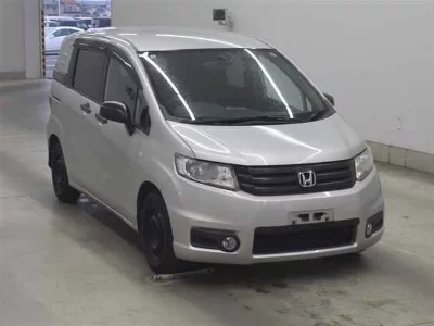Honda Freed Spike