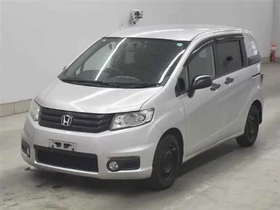 Honda Freed Spike