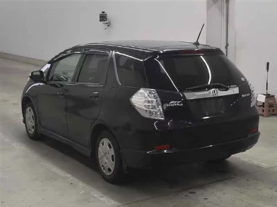 Honda FIT SHUTTLE HYBRID