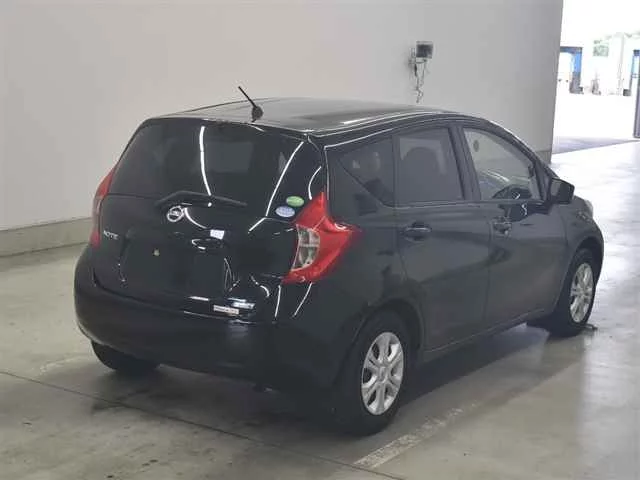 Nissan Note  с аукциона в Японии