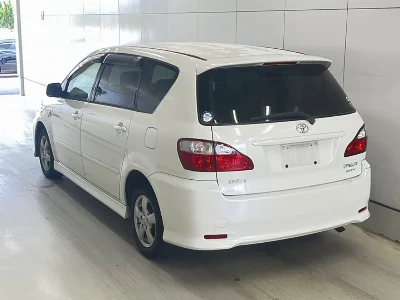 Toyota Ipsum
