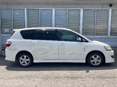 Toyota Ipsum