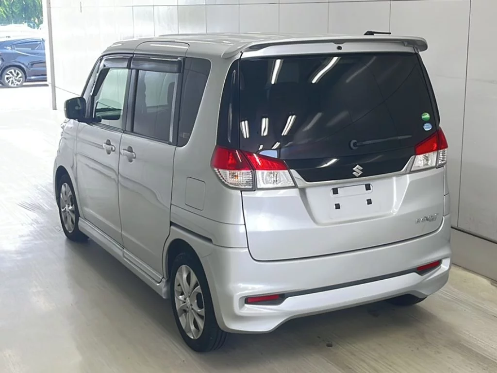 Suzuki Solio Bandit  с аукциона в Японии