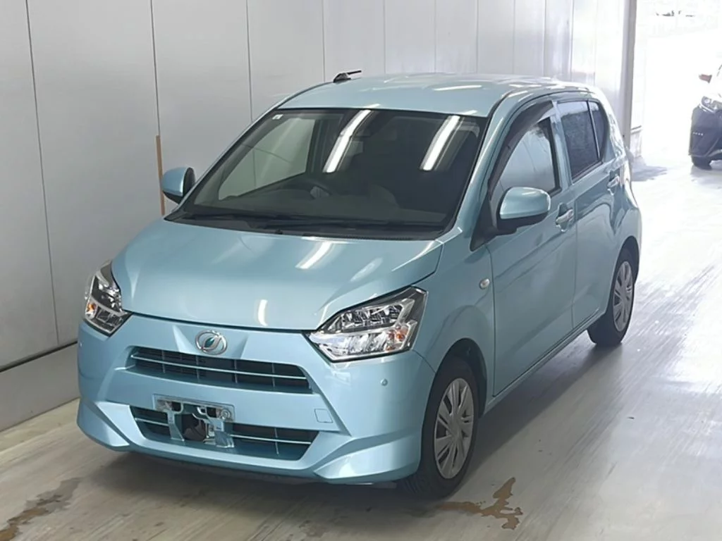 Daihatsu Mira e:S  с аукциона в Японии