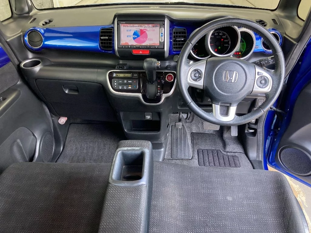 Honda N-Box  с аукциона в Японии