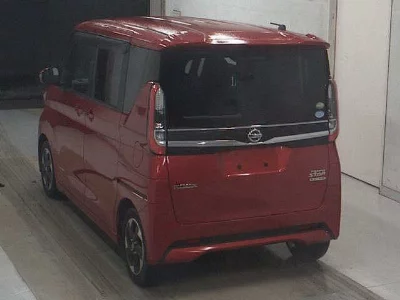 NISSAN ROOX