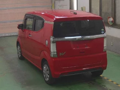 Honda N-Box Slash