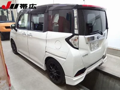 TOYOTA TANK