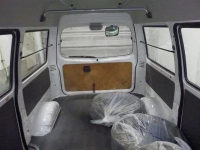 MAZDA BONGO VAN