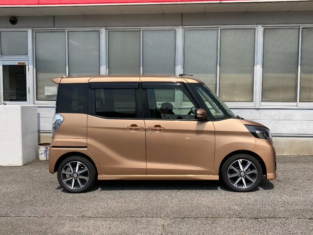 Nissan Dayz Roox  с аукциона в Японии