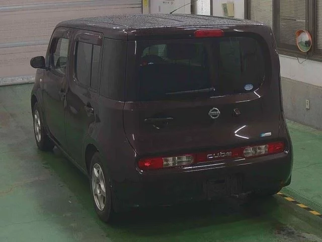 Nissan Cube  с аукциона в Японии