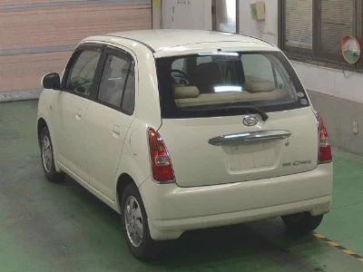 Daihatsu Mira Gino