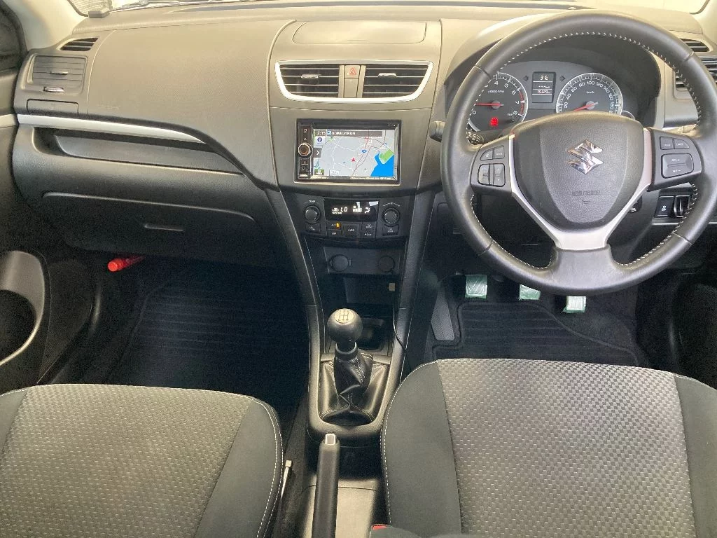 Suzuki Swift  с аукциона в Японии