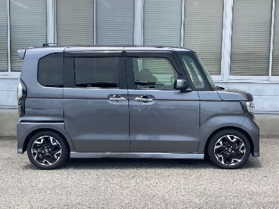 HONDA N BOX CUSTOM
