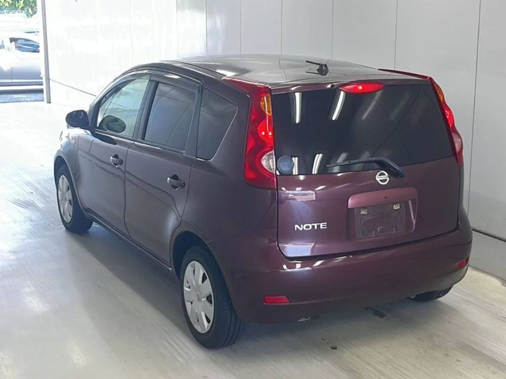 Nissan Note  с аукциона в Японии