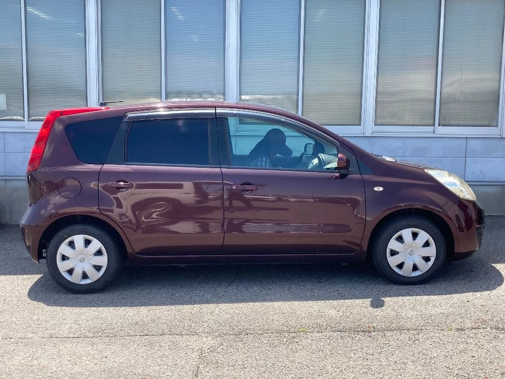Nissan Note  с аукциона в Японии