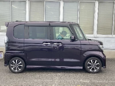 HONDA N BOX CUSTOM
