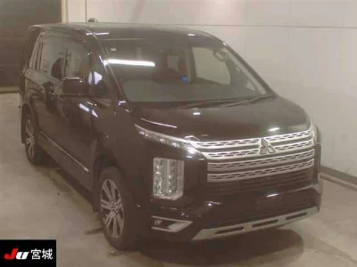 MITSUBISHI DELICA D:5