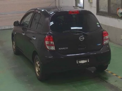 Nissan March