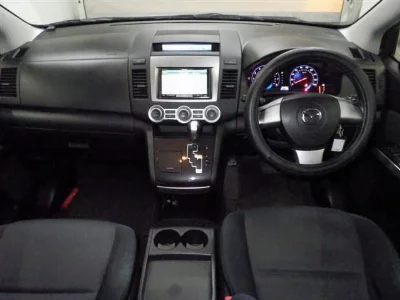MAZDA MPV