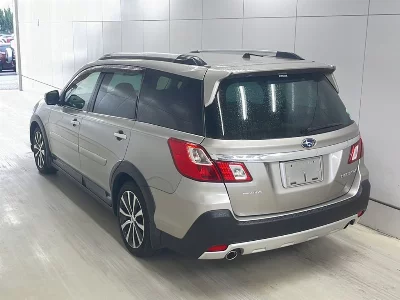 Subaru Exiga Crossover 7