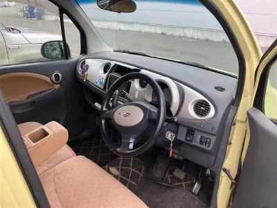 Daihatsu Move Latte