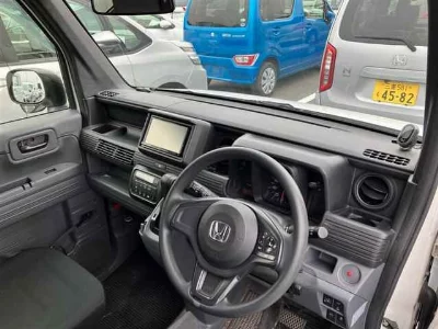 HONDA N-VAN