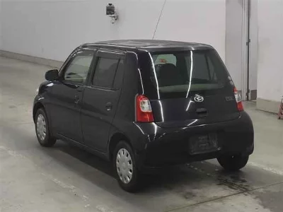 Daihatsu Esse