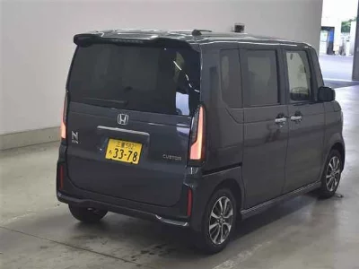 Honda N BOX CUSTOM