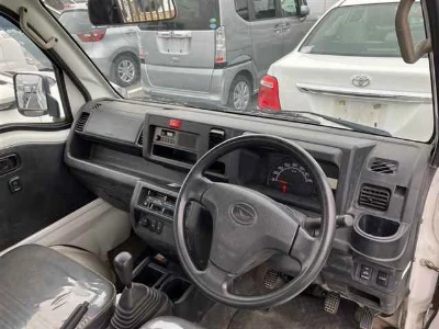 DAIHATSU HIJET TRUCK