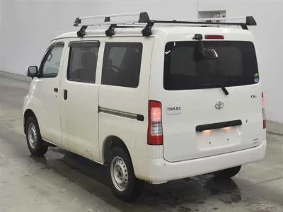 TOYOTA TOWN ACE VAN