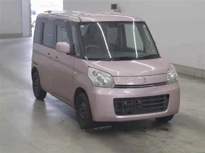 Suzuki Spacia