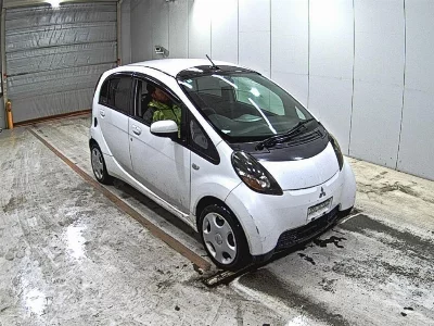 Mitsubishi I