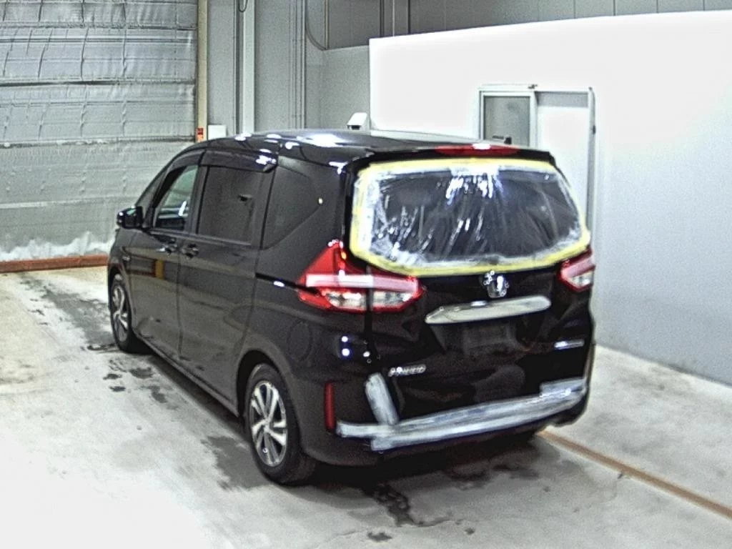 Honda Freed  с аукциона в Японии
