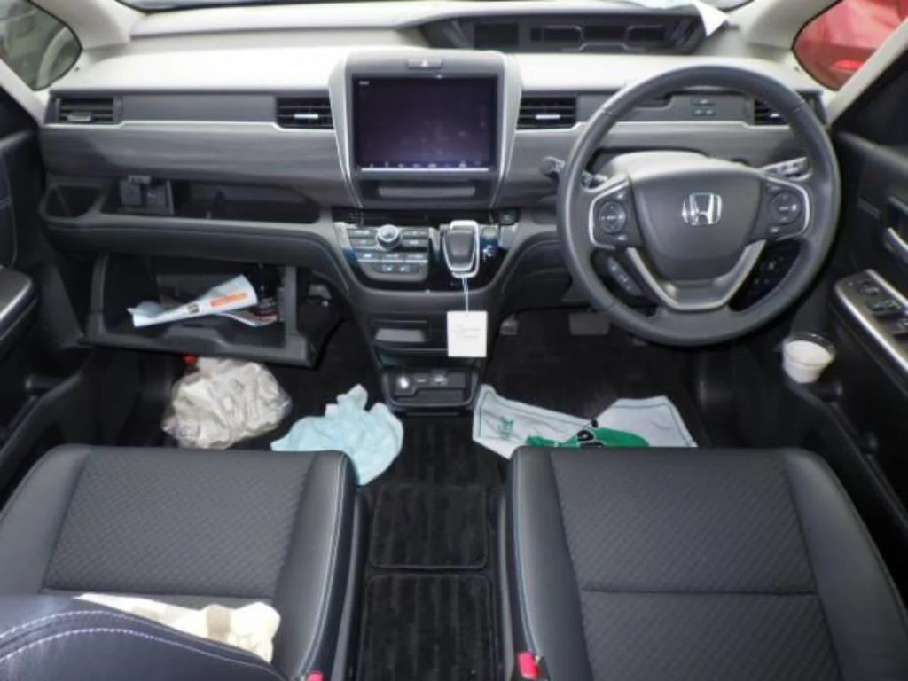 Honda Freed  с аукциона в Японии