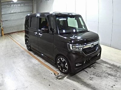 HONDA N BOX CUSTOM
