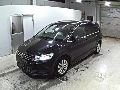 VOLKSWAGEN GOLF TOURAN